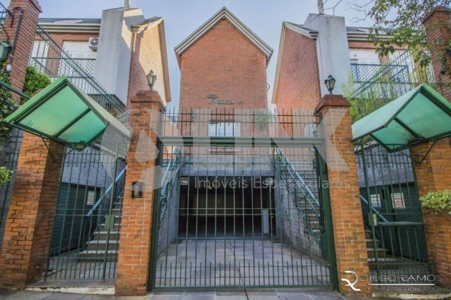 Imagem Imóvel com 3 Quartos à Venda, 280 m² em Chácara Das Pedras - Porto Alegre Imagem Imóvel com 3 Quartos à Venda, 280 m² em Chácara Das Pedras - Porto Alegre