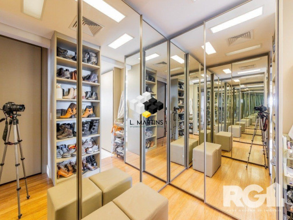 Imagem Apartamento com 3 Quartos à Venda, 245 m² em Moinhos De Vento - Porto Alegre
