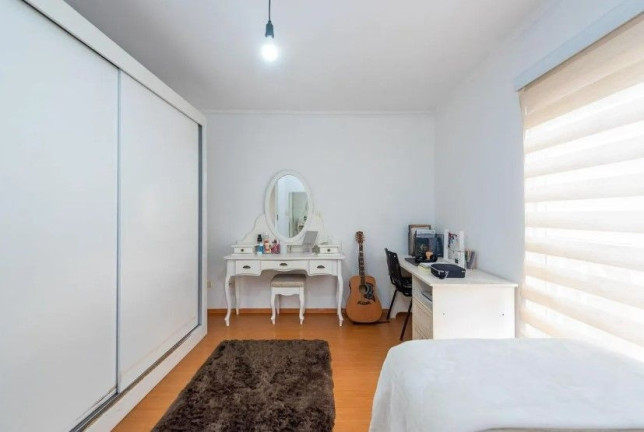 Imagem Casa com 3 Quartos à Venda, 140 m² em Boqueirão - Curitiba Imagem Casa com 3 Quartos à Venda, 140 m² em Boqueirão - Curitiba