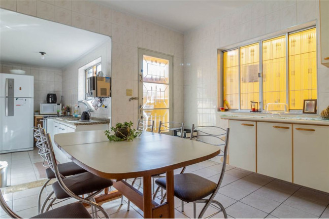 Imagem Casa com 4 Quartos à Venda, em Penha De França - São Paulo Imagem Casa com 4 Quartos à Venda, em Penha De França - São Paulo