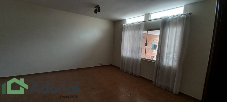 Imagem Casa com 2 Quartos à Venda, 253 m² em Anhangabaú - Jundiaí Imagem Casa com 2 Quartos à Venda, 253 m² em Anhangabaú - Jundiaí