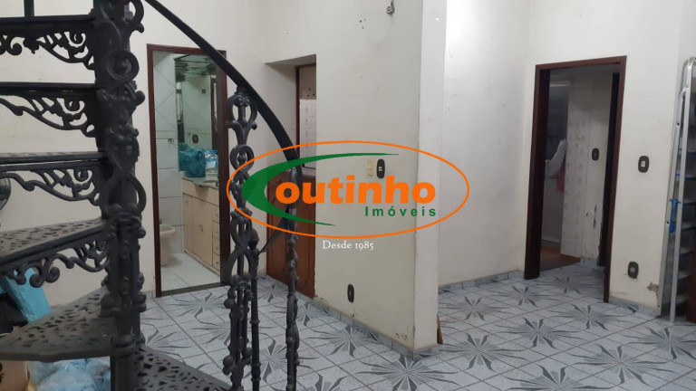 Imagem Casa com 3 Quartos à Venda, 158 m² em Vila Isabel - Rio De Janeiro Imagem Casa com 3 Quartos à Venda, 158 m² em Vila Isabel - Rio De Janeiro