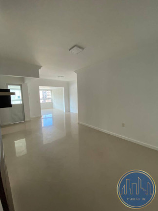 Imagem Apartamento com 3 Quartos à Venda, 98 m² em Pioneiros - Balneário Camboriú