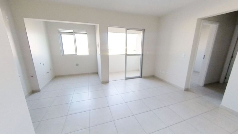 Imagem Apartamento com 2 Quartos à Venda, 61 m² em Pinheirinho - Criciúma