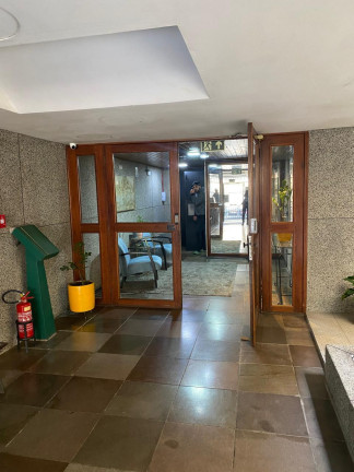 Imagem Imóvel com 1 Quarto à Venda, 37 m² em Centro Histórico - Porto Alegre Imagem Imóvel com 1 Quarto à Venda, 37 m² em Centro Histórico - Porto Alegre