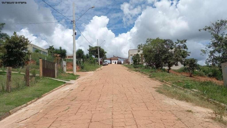 Imagem Casa com 3 Quartos à Venda, 500 m² em Vivendas Do Vale - Mateus Leme Imagem Casa com 3 Quartos à Venda, 500 m² em Vivendas Do Vale - Mateus Leme