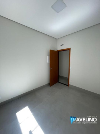Imagem Casa com 3 Quartos à Venda, 180 m² em Recanto Dos Pássaros - Campo Grande