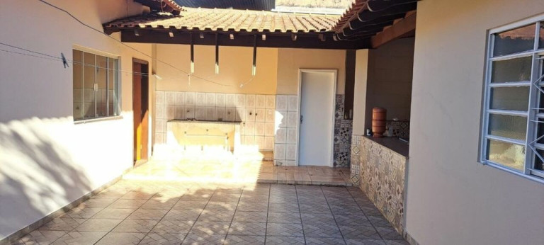 Imagem Casa com 3 Quartos à Venda, 275 m² em Jardim Cruzeiro - Lençóis Paulista Imagem Casa com 3 Quartos à Venda, 275 m² em Jardim Cruzeiro - Lençóis Paulista
