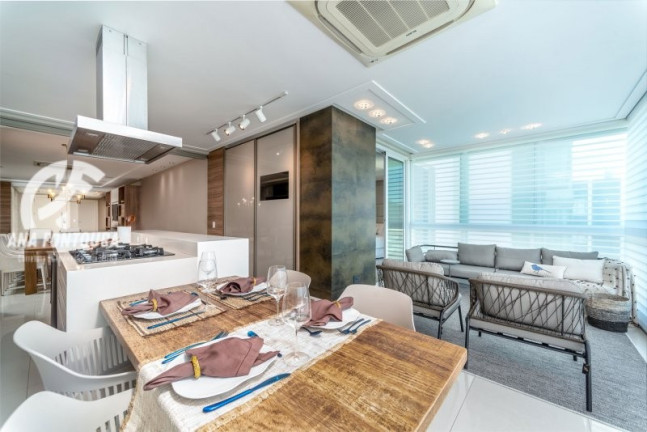 Imagem Apartamento com 4 Quartos à Venda, 315 m² em Centro - Balneário Camboriú
