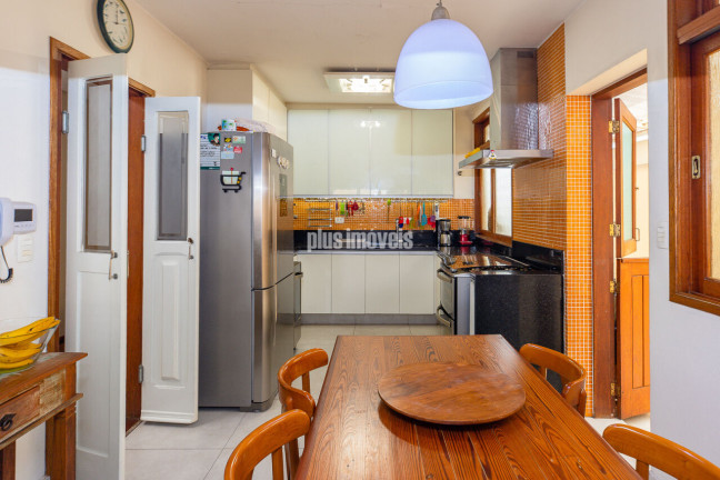 Imagem Casa com 4 Quartos à Venda, 232 m² em Butantã - São Paulo Imagem Casa com 4 Quartos à Venda, 232 m² em Butantã - São Paulo