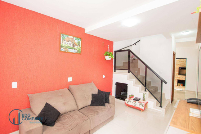 Imagem Sobrado com 3 Quartos à Venda, 126 m² em Orfãs - Ponta Grossa Imagem Sobrado com 3 Quartos à Venda, 126 m² em Orfãs - Ponta Grossa