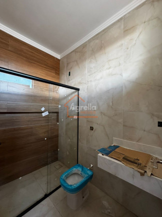 Imagem Casa com 2 Quartos à Venda, 70 m² em Jardim Santo Antônio - Mogi Guaçu Imagem Casa com 2 Quartos à Venda, 70 m² em Jardim Santo Antônio - Mogi Guaçu