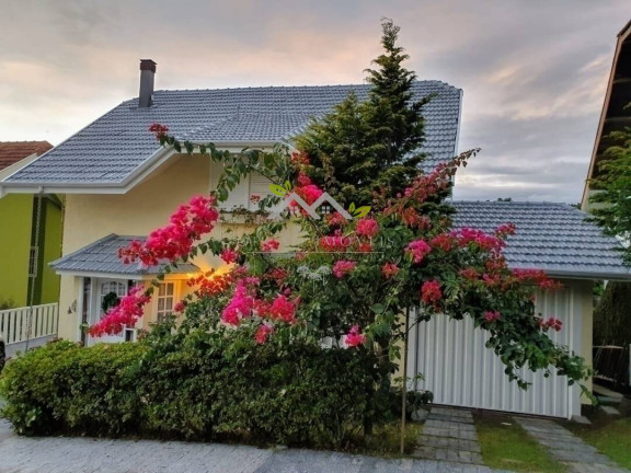 Imagem Casa com 4 Quartos à Venda, 257 m² em Alto Do Capivari - Campos Do Jordão Imagem Casa com 4 Quartos à Venda, 257 m² em Alto Do Capivari - Campos Do Jordão
