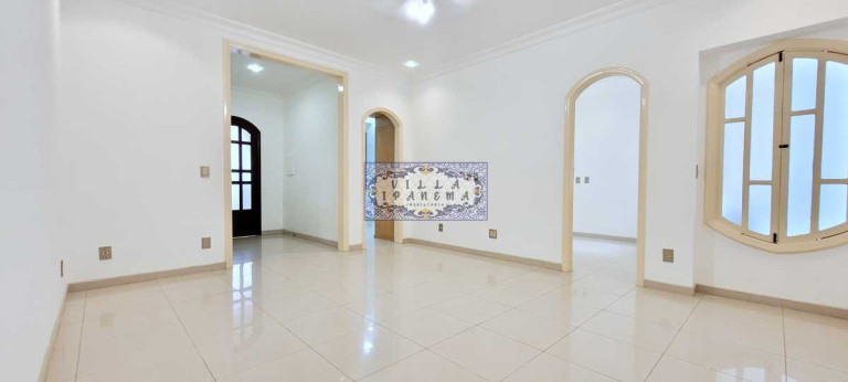 Imagem Imóvel com 2 Quartos à Venda, 102 m² em Copacabana - Rio De Janeiro Imagem Imóvel com 2 Quartos à Venda, 102 m² em Copacabana - Rio De Janeiro