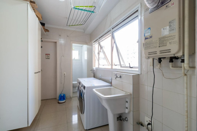 Imagem Apartamento com 3 Quartos à Venda, 195 m² em Moema - São Paulo Imagem Apartamento com 3 Quartos à Venda, 195 m² em Moema - São Paulo