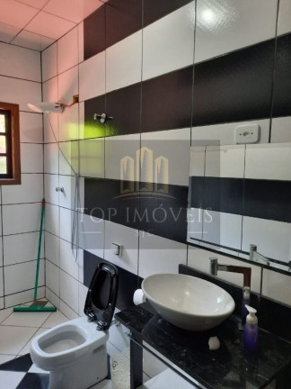Imagem Chácara com 3 Quartos à Venda, 229 m² em Centro - Santa Branca