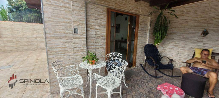 Imagem Casa com 3 Quartos à Venda, 200 m² em Balneário Flórida - Praia Grande Imagem Casa com 3 Quartos à Venda, 200 m² em Balneário Flórida - Praia Grande
