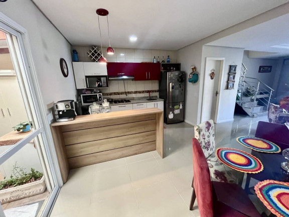 Imagem Sobrado com 3 Quartos à Venda, 147 m² em Igara - Canoas Imagem Sobrado com 3 Quartos à Venda, 147 m² em Igara - Canoas