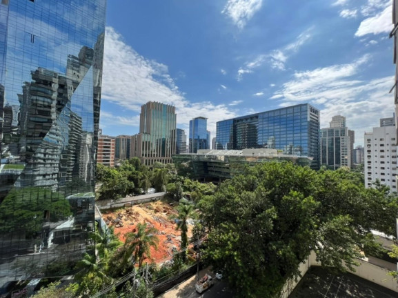 Imagem Apartamento com 3 Quartos à Venda, 220 m² em Itaim Bibi - São Paulo Imagem Apartamento com 3 Quartos à Venda, 220 m² em Itaim Bibi - São Paulo