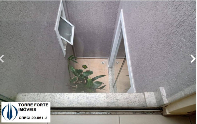 Imagem Casa com 2 Quartos à Venda, 130 m² em Vila Antonieta - São Paulo Imagem Casa com 2 Quartos à Venda, 130 m² em Vila Antonieta - São Paulo