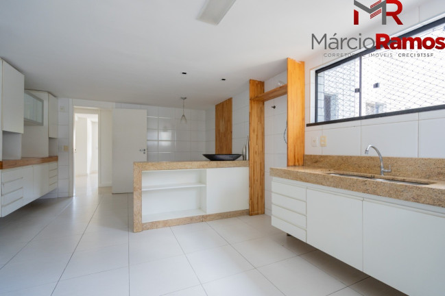 Imagem Imóvel com 3 Quartos à Venda, 210 m² em Meireles - Fortaleza Imagem Imóvel com 3 Quartos à Venda, 210 m² em Meireles - Fortaleza