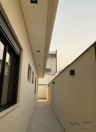 Imagem Casa de Condomínio com 3 Quartos à Venda, 258 m² em Caçapava Velha - Caçapava