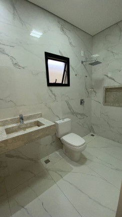 Imagem Casa com 3 Quartos à Venda, 142 m² em Cuiabá Imagem Casa com 3 Quartos à Venda, 142 m² em Cuiabá