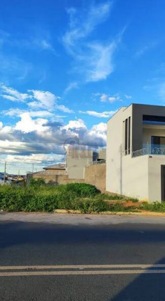 Imagem Terreno à Venda, 240 m² em Bosque Das Palmeiras - Montes Claros Imagem Terreno à Venda, 240 m² em Bosque Das Palmeiras - Montes Claros