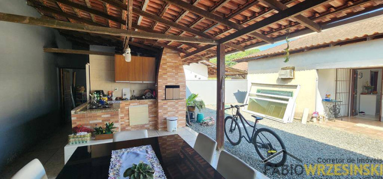 Imagem Casa com 3 Quartos à Venda, 113 m² em Paranaguamirim - Joinville Imagem Casa com 3 Quartos à Venda, 113 m² em Paranaguamirim - Joinville