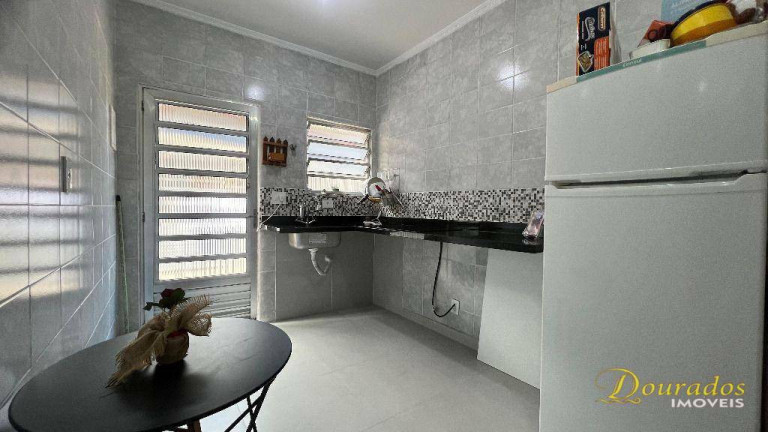 Kitnet com 1 Quarto à Venda, 28 m² em Vila Guilhermina - Praia Grande