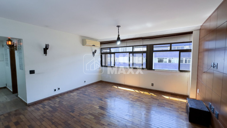 Imagem Apartamento com 3 Quartos à Venda, 120 m² em Asa Sul - Brasília Imagem Apartamento com 3 Quartos à Venda, 120 m² em Asa Sul - Brasília
