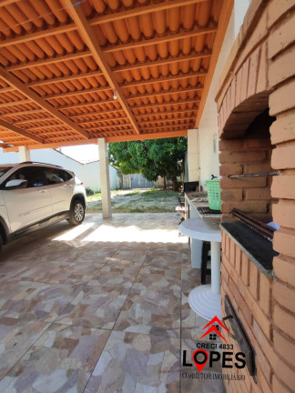 Casa com 8 Quartos à Venda, 480 m² em Pajuçara - Natal
