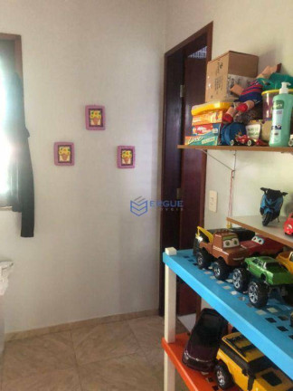 Imagem Casa com 2 Quartos à Venda, 180 m² em Parque Havaí - Eusébio Imagem Casa com 2 Quartos à Venda, 180 m² em Parque Havaí - Eusébio