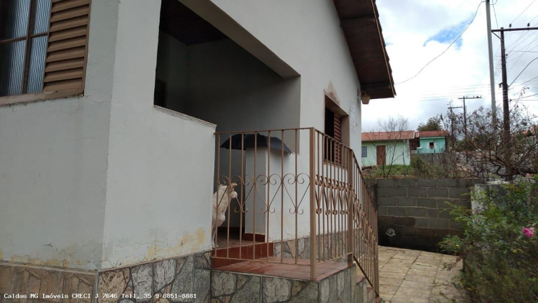 Imagem Casa com 2 Quartos à Venda, 54 m² em Pocinhos Do Rio Verde - Caldas Imagem Casa com 2 Quartos à Venda, 54 m² em Pocinhos Do Rio Verde - Caldas