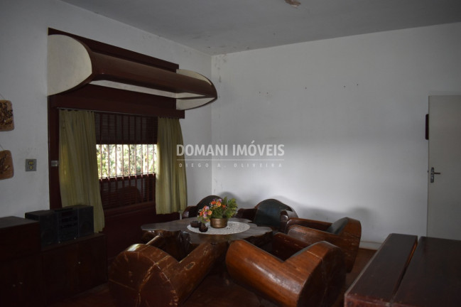 Imagem Casa com 4 Quartos à Venda, 372 m² em Região Do Parque Da Ferradura - Campos Do Jordão Imagem Casa com 4 Quartos à Venda, 372 m² em Região Do Parque Da Ferradura - Campos Do Jordão