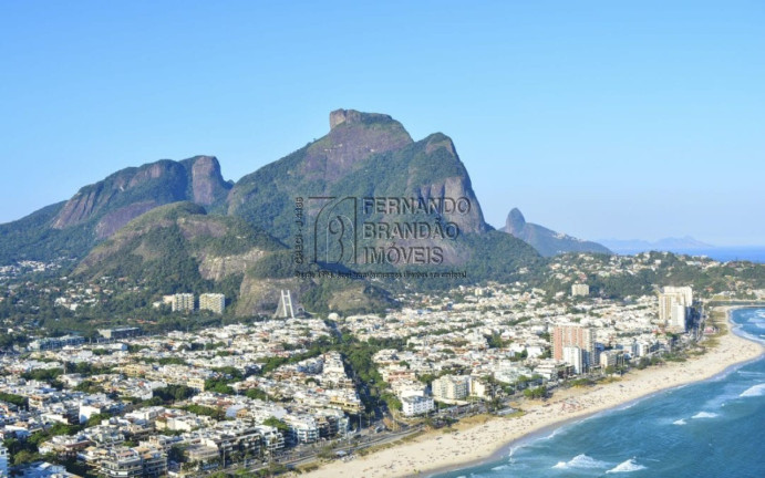 Imagem Casa com 4 Quartos à Venda, 525 m² em Barra Da Tijuca - Rio De Janeiro Imagem Casa com 4 Quartos à Venda, 525 m² em Barra Da Tijuca - Rio De Janeiro