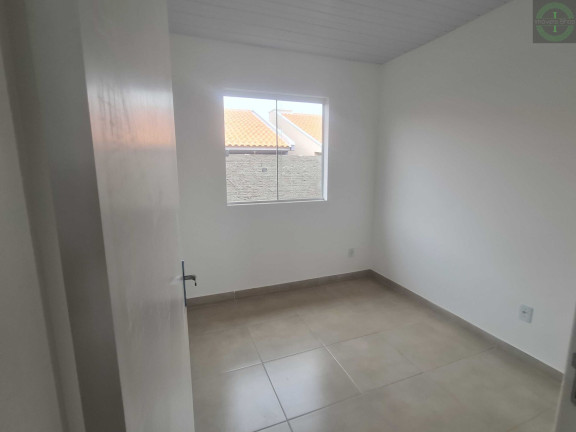 Imagem Casa com 2 Quartos à Venda, 46 m² em Uvaranas - Ponta Grossa Imagem Casa com 2 Quartos à Venda, 46 m² em Uvaranas - Ponta Grossa
