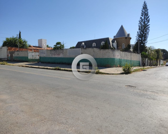 Imagem Terreno para Alugar, 450 m² em Jardim Panorama - Montes Claros Imagem Terreno para Alugar, 450 m² em Jardim Panorama - Montes Claros