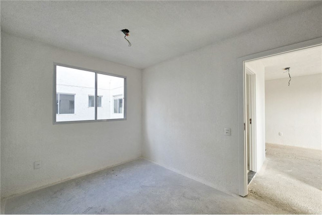 Imagem Imóvel com 2 Quartos à Venda, em Rio Branco - Canoas Imagem Imóvel com 2 Quartos à Venda, em Rio Branco - Canoas