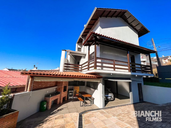 Imagem Sobrado com 3 Quartos à Venda, 328 m² em Jardim América - Caxias Do Sul Imagem Sobrado com 3 Quartos à Venda, 328 m² em Jardim América - Caxias Do Sul