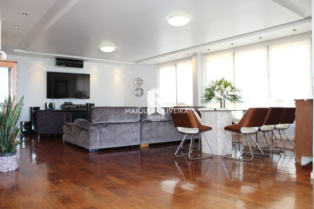 Imagem Apartamento com 3 Quartos à Venda, 181 m² em Nossa Senhora De Lourdes - Santa Maria Imagem Apartamento com 3 Quartos à Venda, 181 m² em Nossa Senhora De Lourdes - Santa Maria