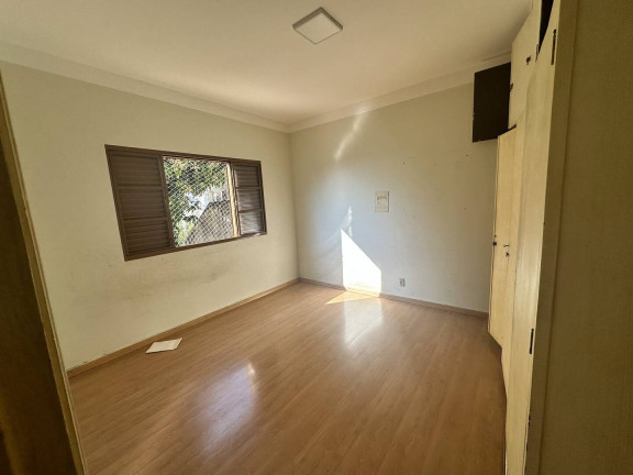 Imagem Casa com 2 Quartos para Alugar, 400 m² em Centro - Botucatu