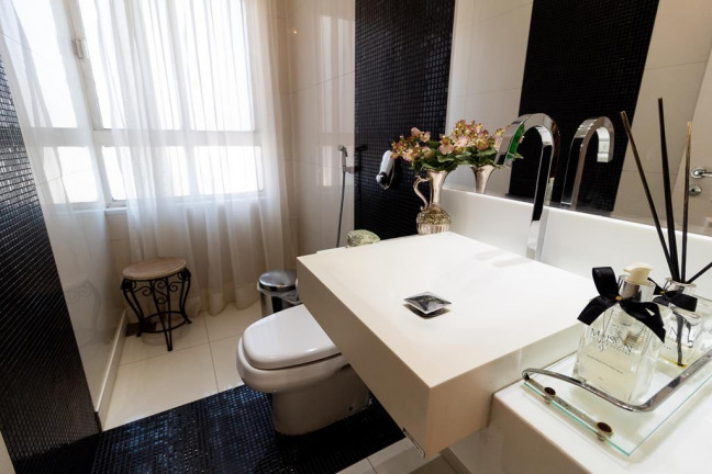 Imagem Apartamento com 4 Quartos à Venda, 247 m² em Meireles - Fortaleza Imagem Apartamento com 4 Quartos à Venda, 247 m² em Meireles - Fortaleza