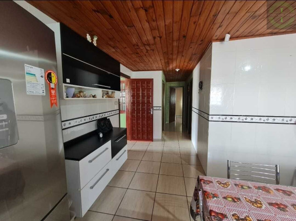 Imagem Casa com 4 Quartos à Venda, 248 m² em Contorno - Ponta Grossa Imagem Casa com 4 Quartos à Venda, 248 m² em Contorno - Ponta Grossa