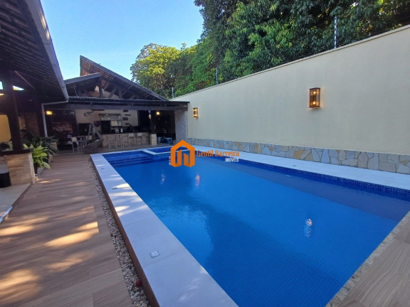 Imagem Casa com 4 Quartos à Venda, 996 m² em Centro - Eusébio Imagem Casa com 4 Quartos à Venda, 996 m² em Centro - Eusébio