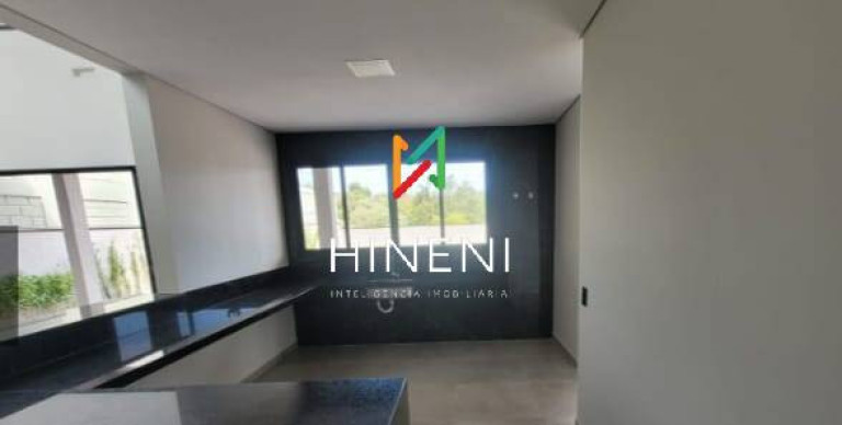 Imagem Casa com 4 Quartos à Venda, em Atibaia Imagem Casa com 4 Quartos à Venda, em Atibaia