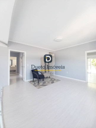 Imagem Casa com 4 Quartos à Venda, 303 m² em Juscelino Kubitschek - Santa Maria
