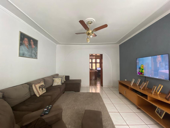 Imagem Casa com 4 Quartos à Venda, 200 m² em São Francisco - Campo Grande