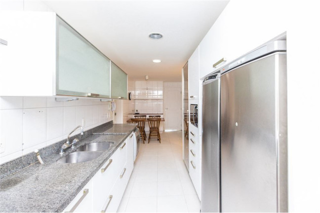 Imagem Apartamento com 3 Quartos à Venda, 181 m² em Moema - São Paulo Imagem Apartamento com 3 Quartos à Venda, 181 m² em Moema - São Paulo