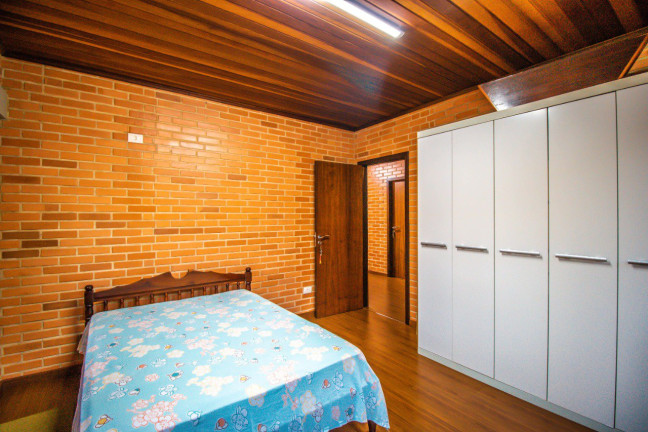 Imagem Chácara com 8 Quartos à Venda, 34.000 m² em Bateias - Campo Largo Imagem Chácara com 8 Quartos à Venda, 34.000 m² em Bateias - Campo Largo